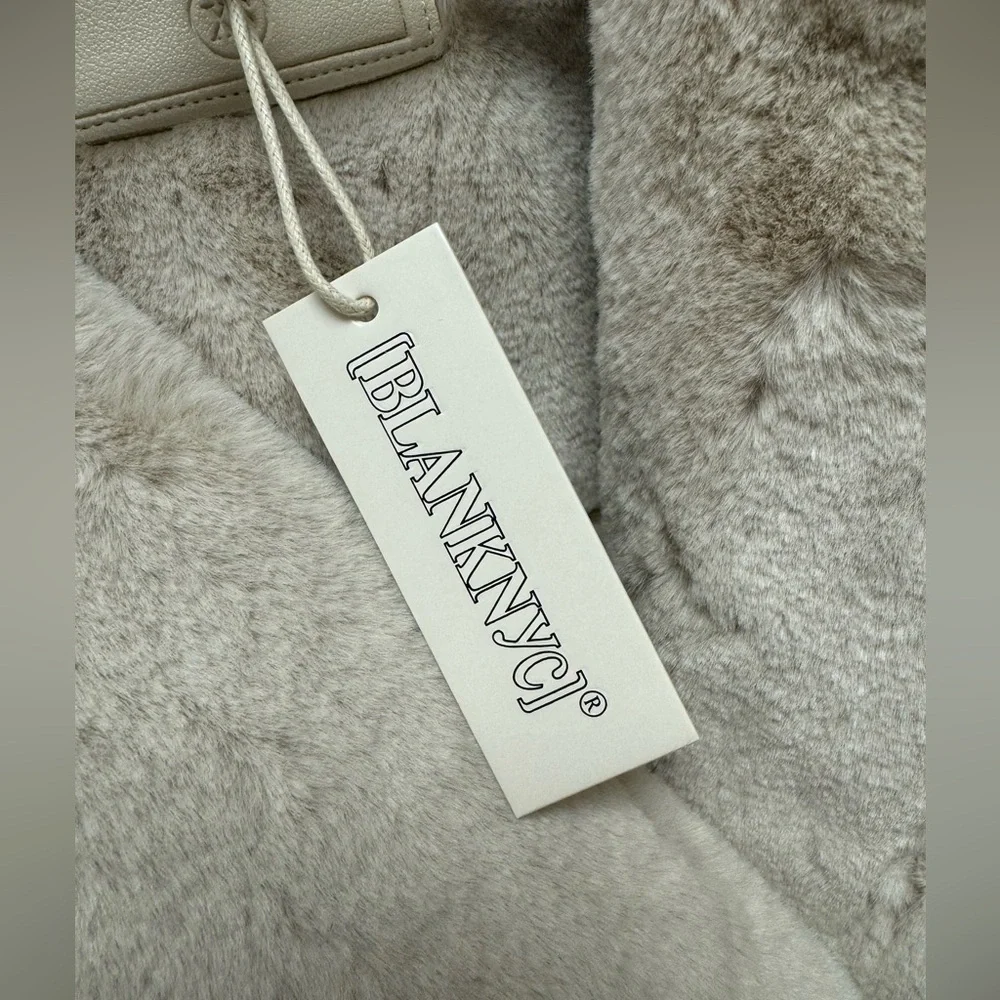 NEW Blank NYC Oversized Downtown Love Vegan Leather Jacket size extra small - Picture 6 of 7